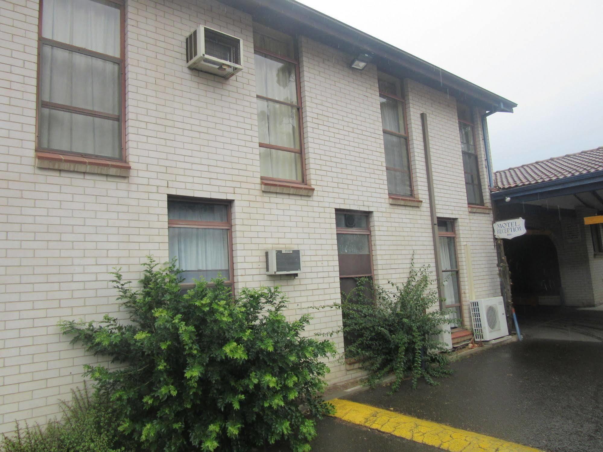 El Toro Motel Warwick Farm Eksteriør billede