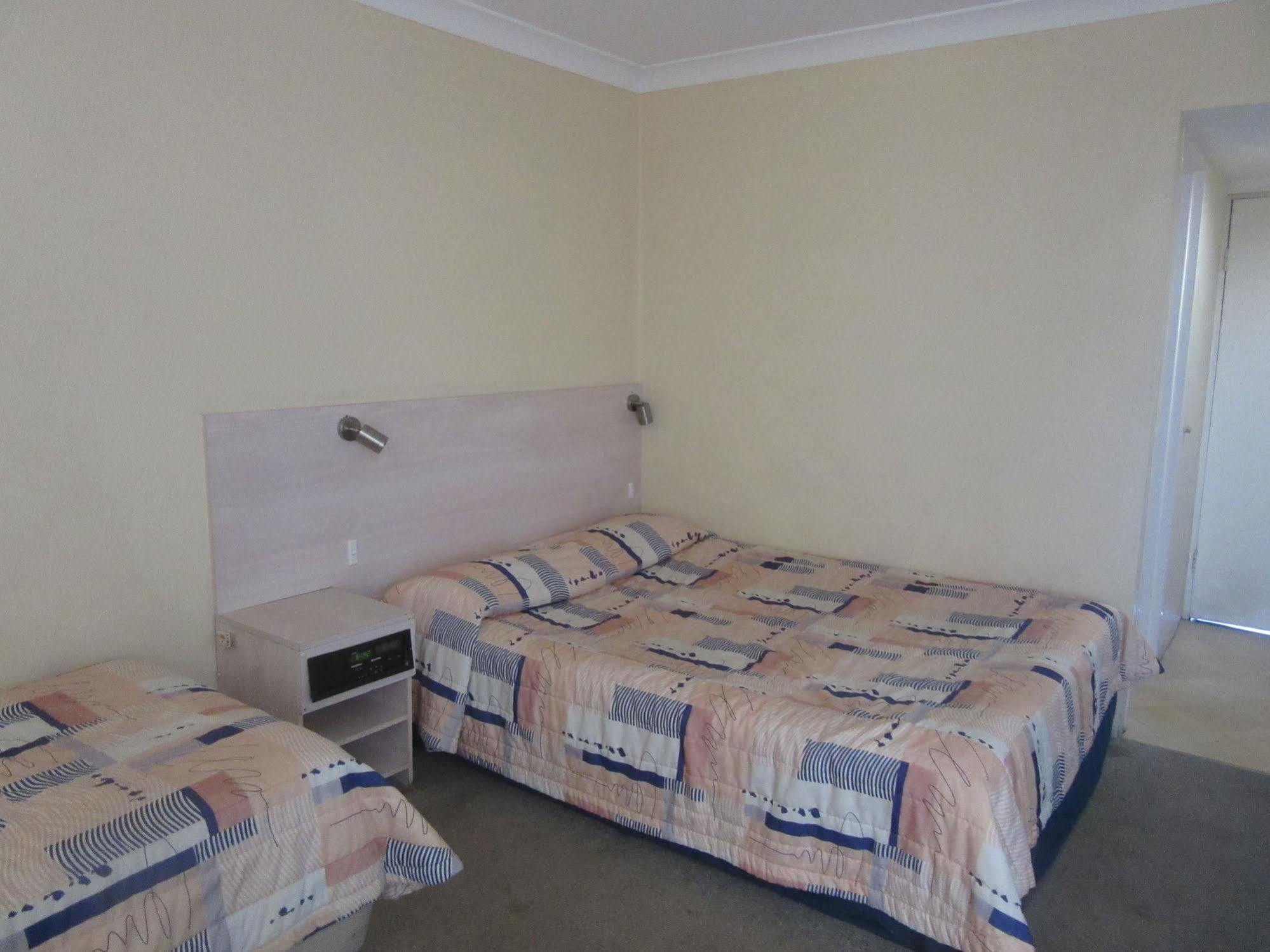 El Toro Motel Warwick Farm Eksteriør billede