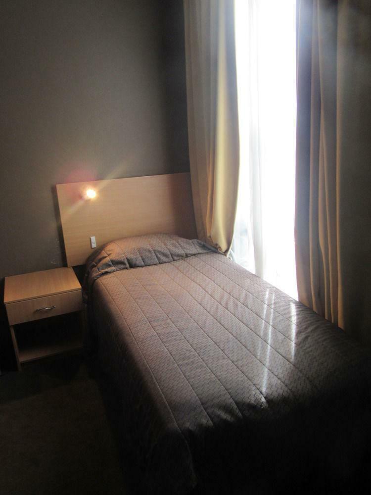 El Toro Motel Warwick Farm Eksteriør billede